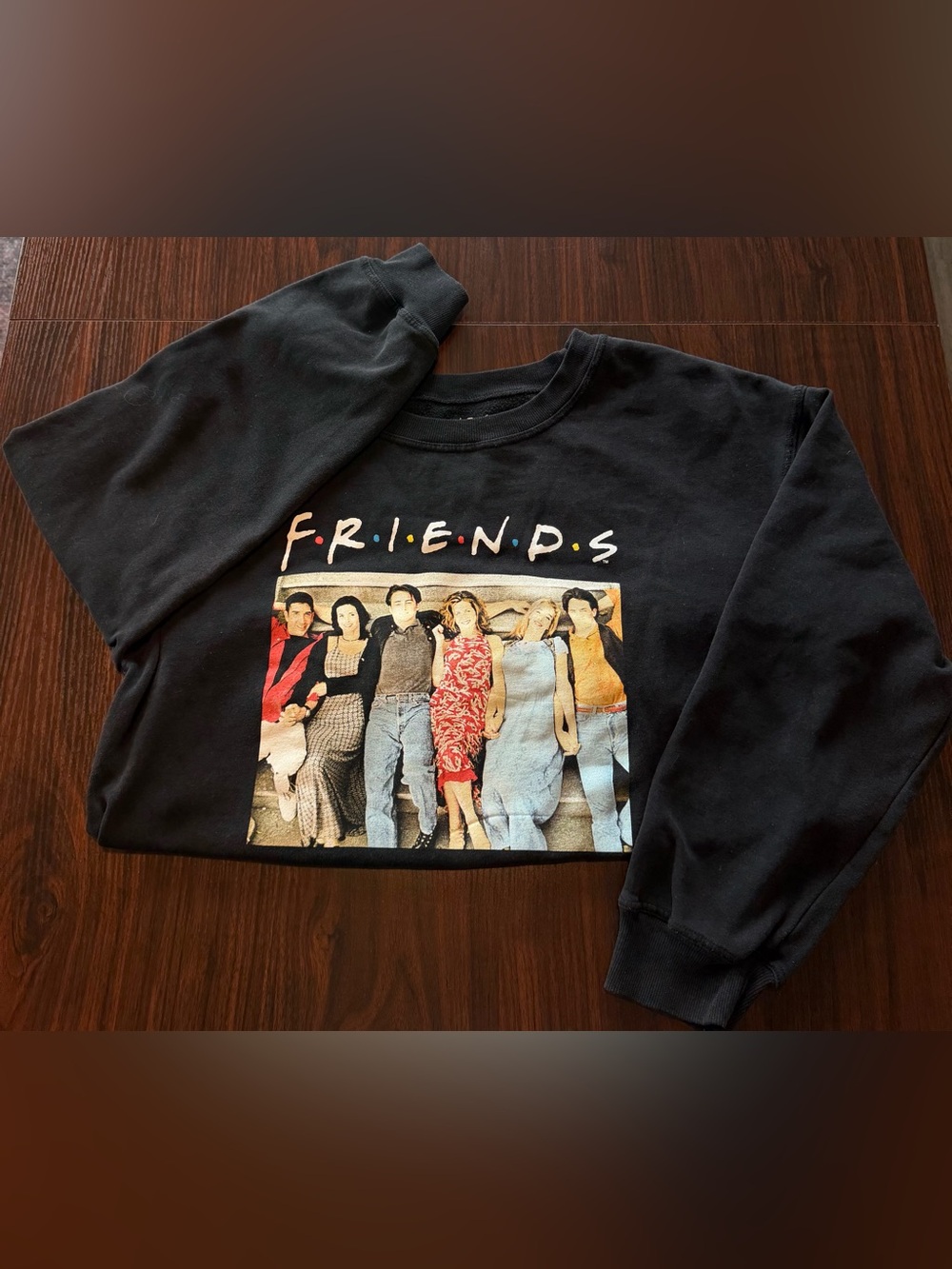 Size M FRIENDS Black Crewneck Sweatshirt with Colorful Cast Graphic